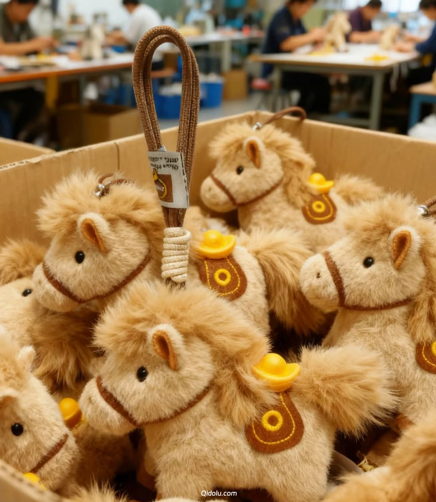 From Concept to Bestseller: The “Success on Horseback” Plush Keychain by Qidolu